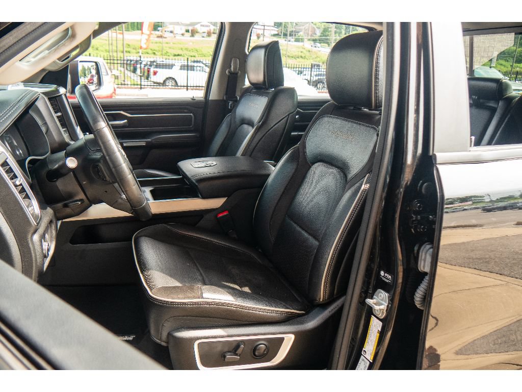 Used 2022 RAM 1500 Laramie AWD/4WD image 12