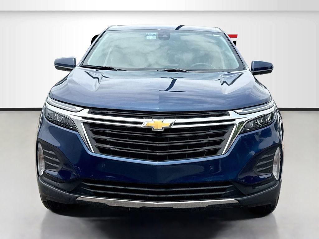 Used 2023 Chevrolet Equinox LT FWD image 2