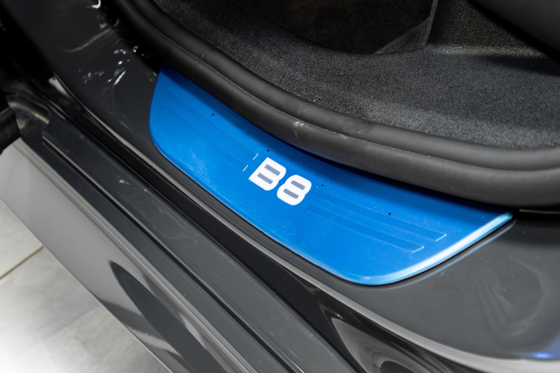Used 2023 BMW ALPINA B8 xDrive Gran Coupe image 35