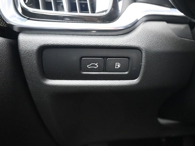 Used 2024 Volvo S60 T8 Ultimate w/ Climate Package image 29