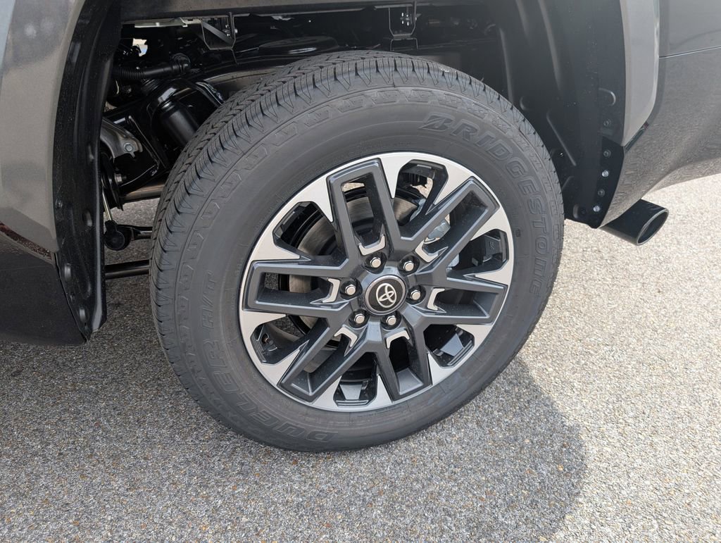 New 2026 Toyota Tundra Limited image 29