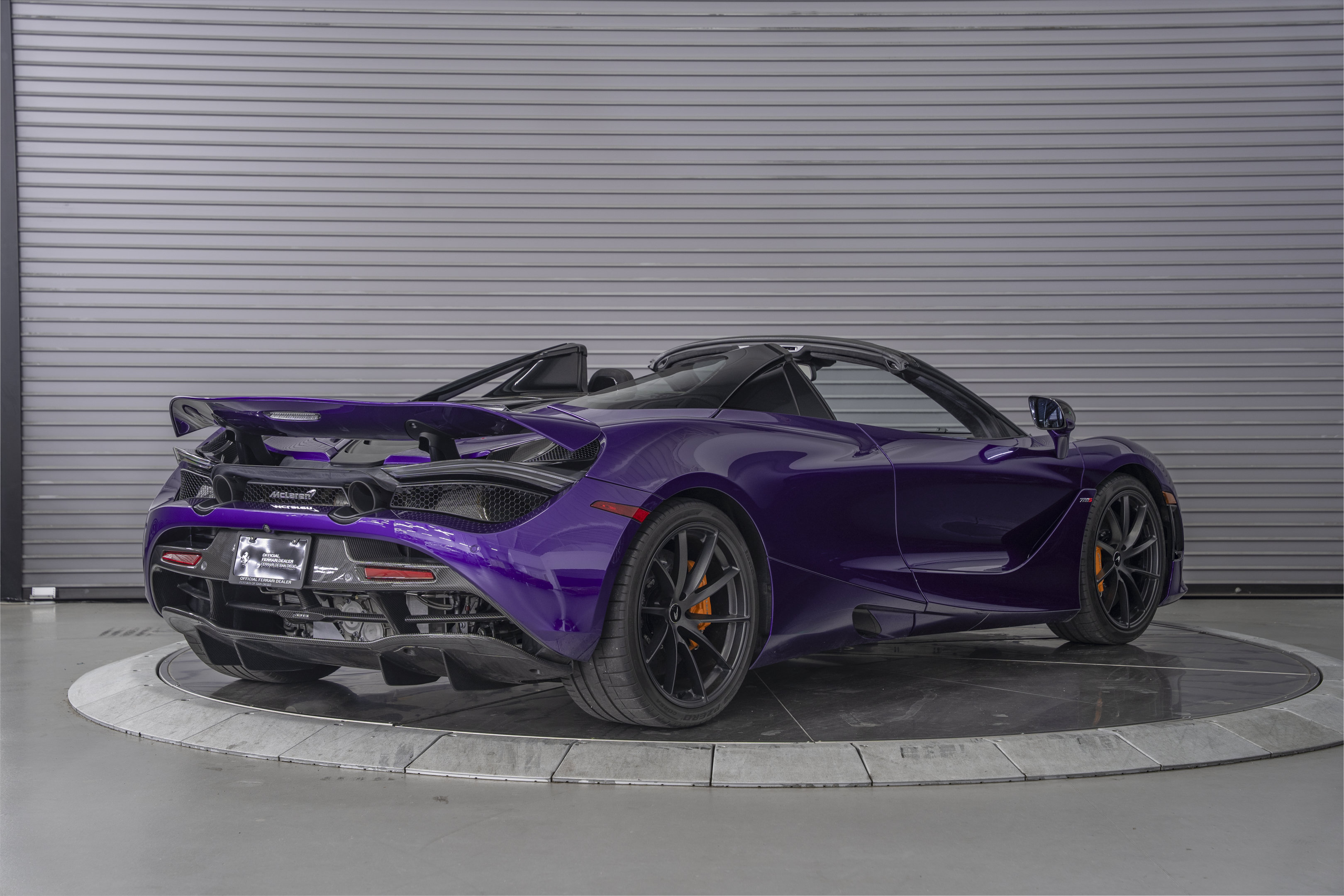 Used 2022 McLaren 720S Spider RWD image 5
