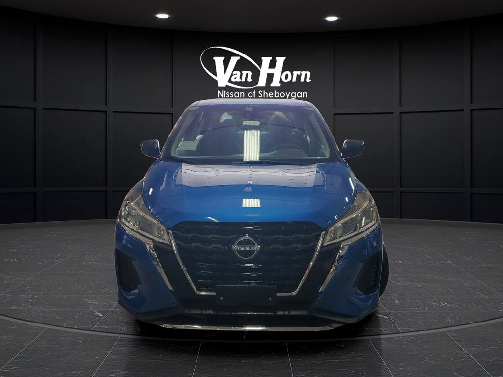 New 2025 Nissan Kicks Play S image 9