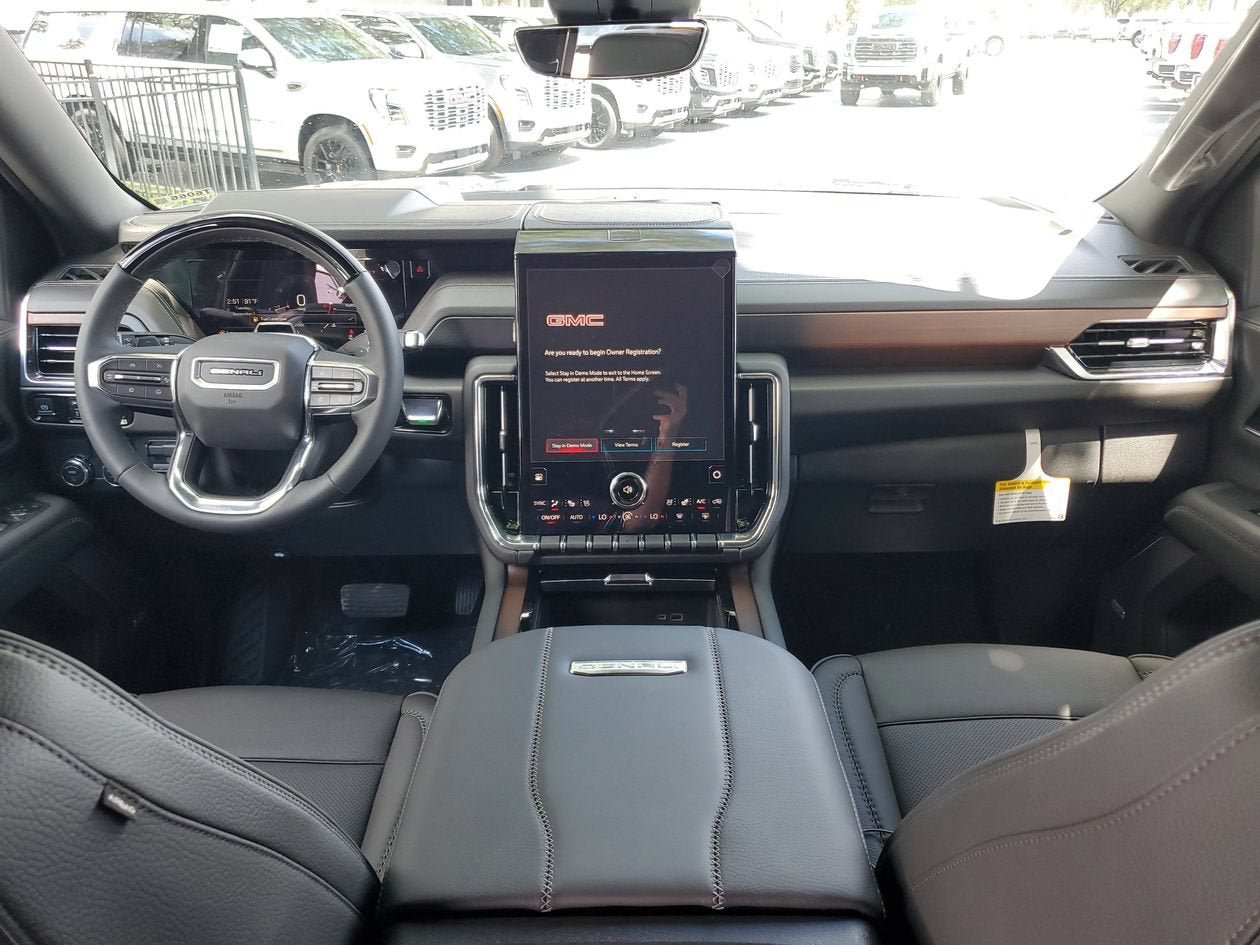 New 2026 GMC Yukon XL Denali w/ Denali Reserve Package RWD image 12