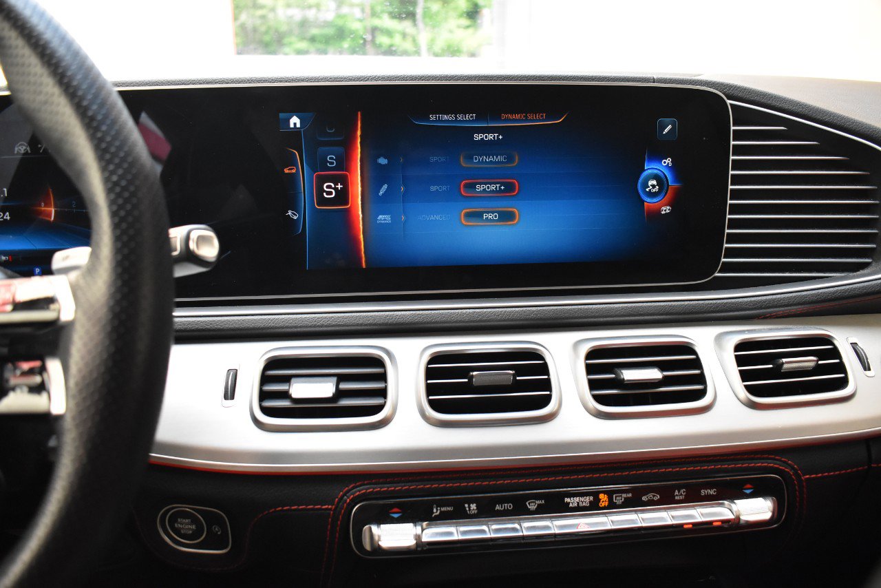 Used 2024 Mercedes-Benz GLE 53 AMG 4MATIC Coupe image 30