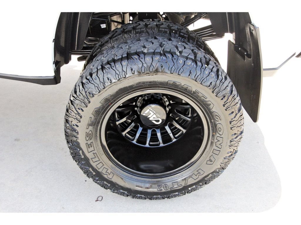 Used 2024 RAM 3500 Big Horn AWD/4WD image 11