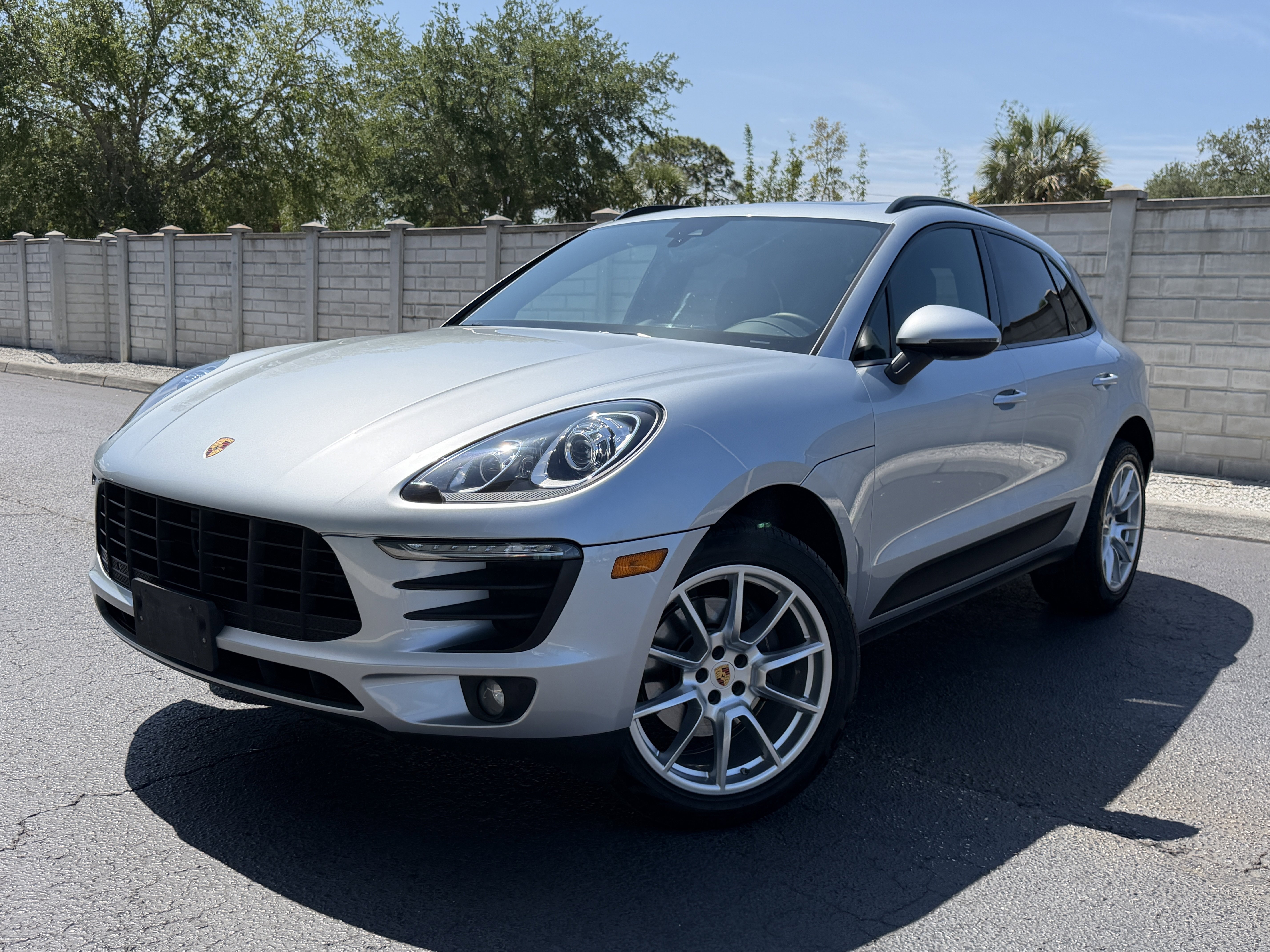 Certified 2018 Porsche Macan AWD/4WD video 1