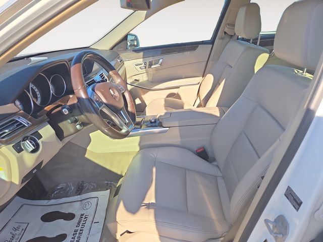 Used 2014 Mercedes-Benz E 350 4MATIC Sedan image 9