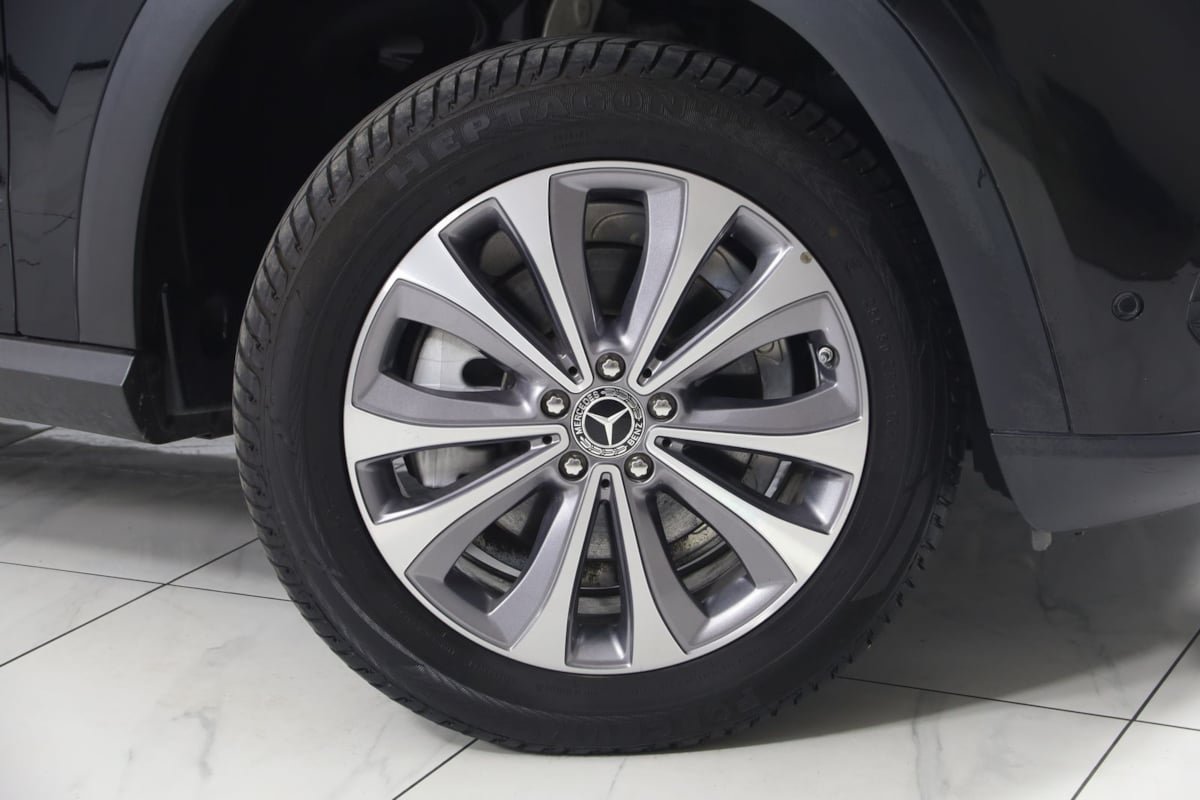 Used 2022 Mercedes-Benz GLE 350 4MATIC w/ Premium Package image 15