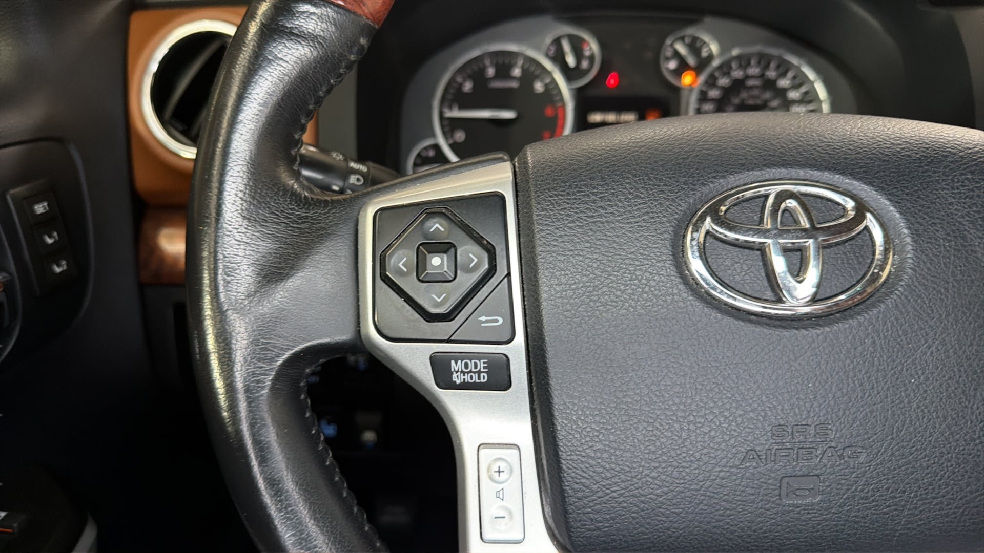 Used 2016 Toyota Tundra 1794 Edition AWD/4WD image 25