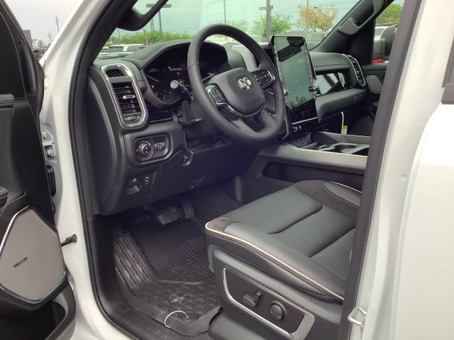 New 2026 RAM 1500 Laramie AWD/4WD image 7