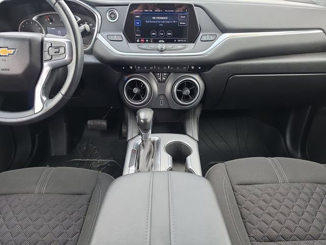 Used 2020 Chevrolet Blazer LT image 25