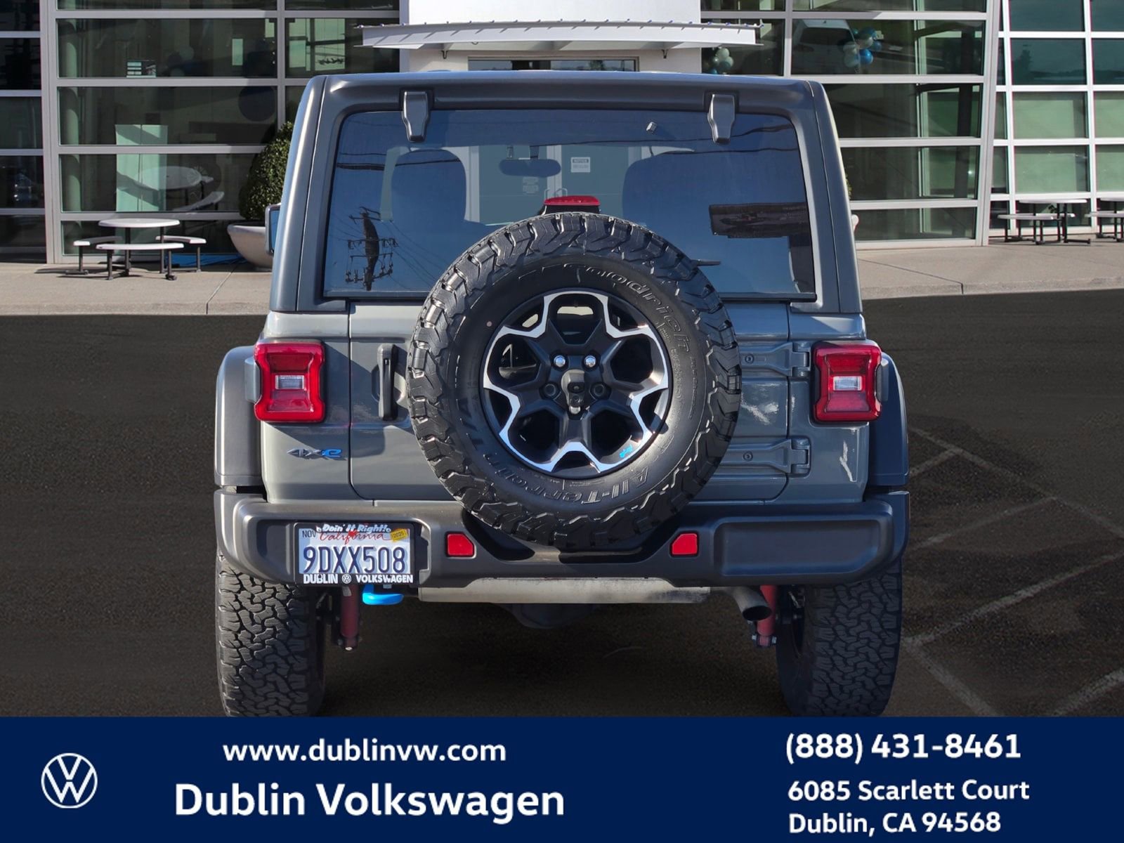 Used 2023 Jeep Wrangler Unlimited Rubicon 4xe image 4