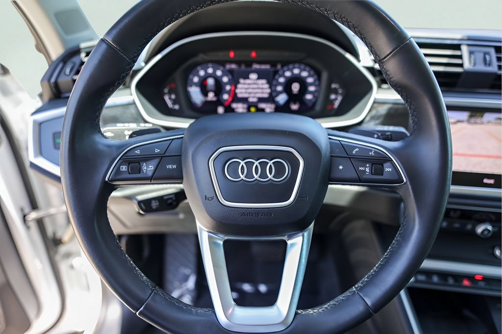 Used 2023 Audi Q3 2.0T Premium Plus AWD/4WD image 15