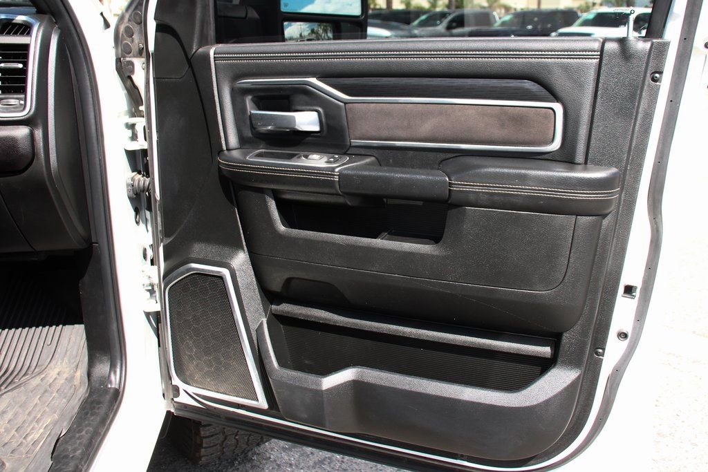 Used 2023 RAM 3500 Laramie w/ Night Edition image 42