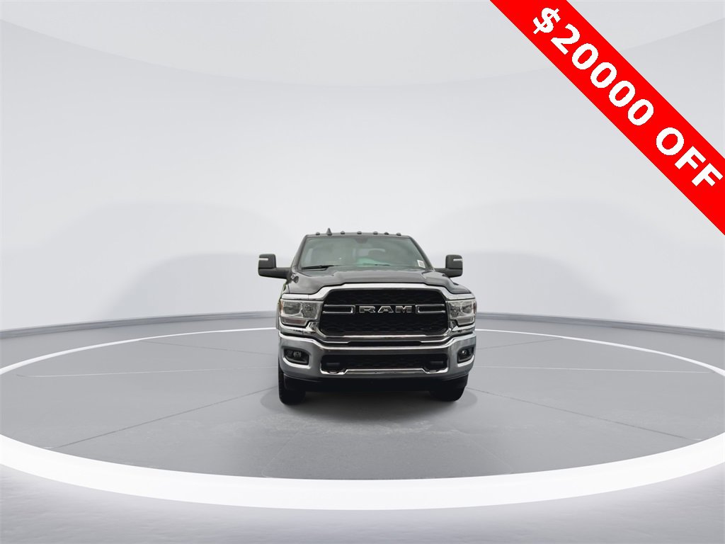 New 2024 RAM 3500 Tradesman w/ Chrome Appearance Group image 4