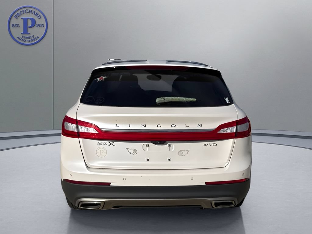 Used 2018 Lincoln MKX Reserve AWD/4WD image 6