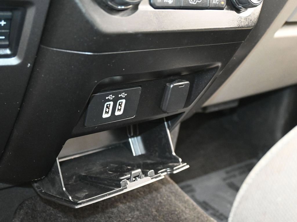 Used 2018 Ford F150 XLT w/ Equipment Group 302A Luxury image 26