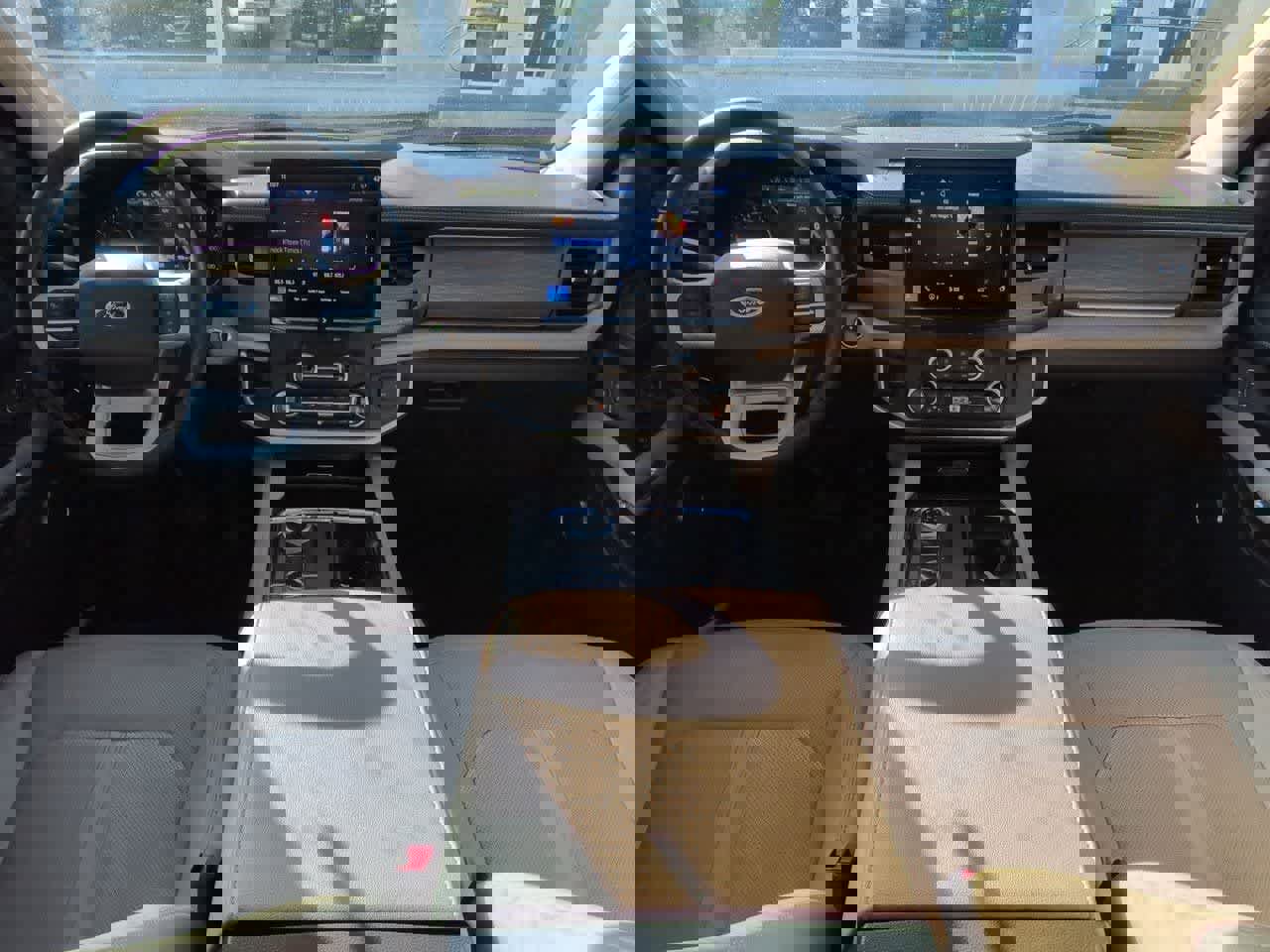 Used 2023 Ford Expedition Max Limited image 16