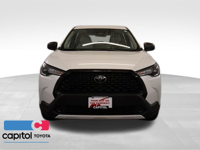 Certified 2025 Toyota Corolla Cross L AWD/4WD image 7
