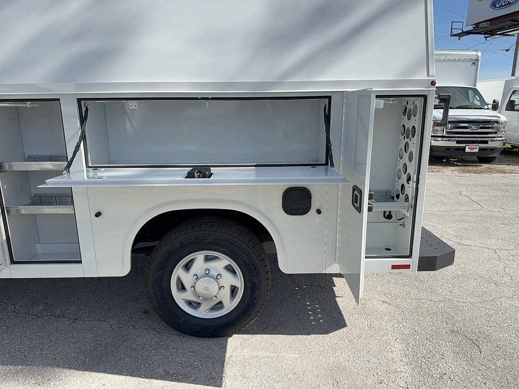 New 2026 Ford E-350 and Econoline 350 Super Duty w/ Power Equipment Group RWD image 12