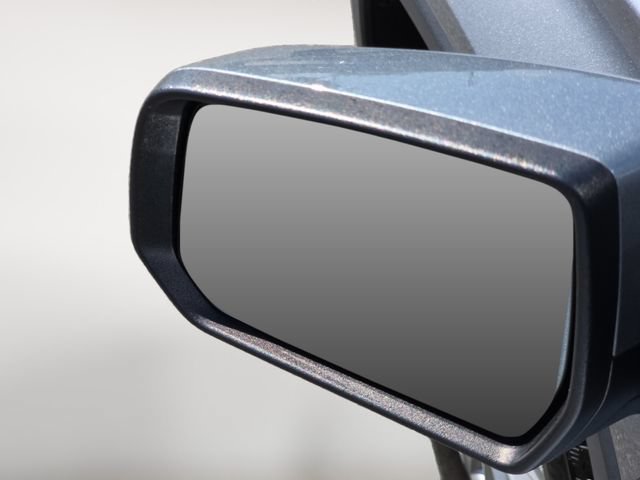 Used 2023 Chevrolet Traverse LT AWD/4WD image 19