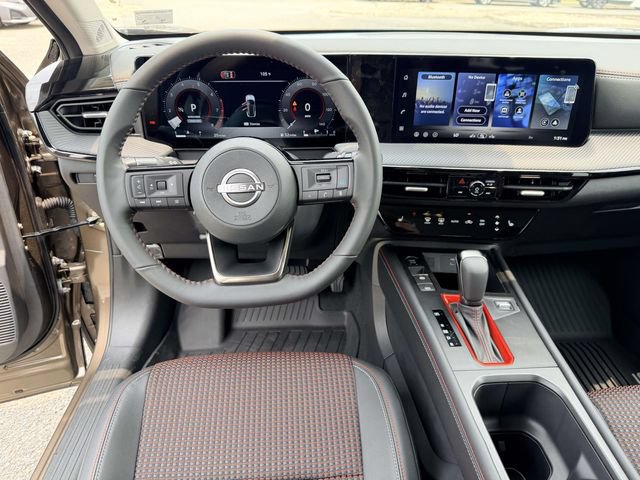 New 2026 Nissan Kicks SR w/ Interior Electronics Package FWD image 17