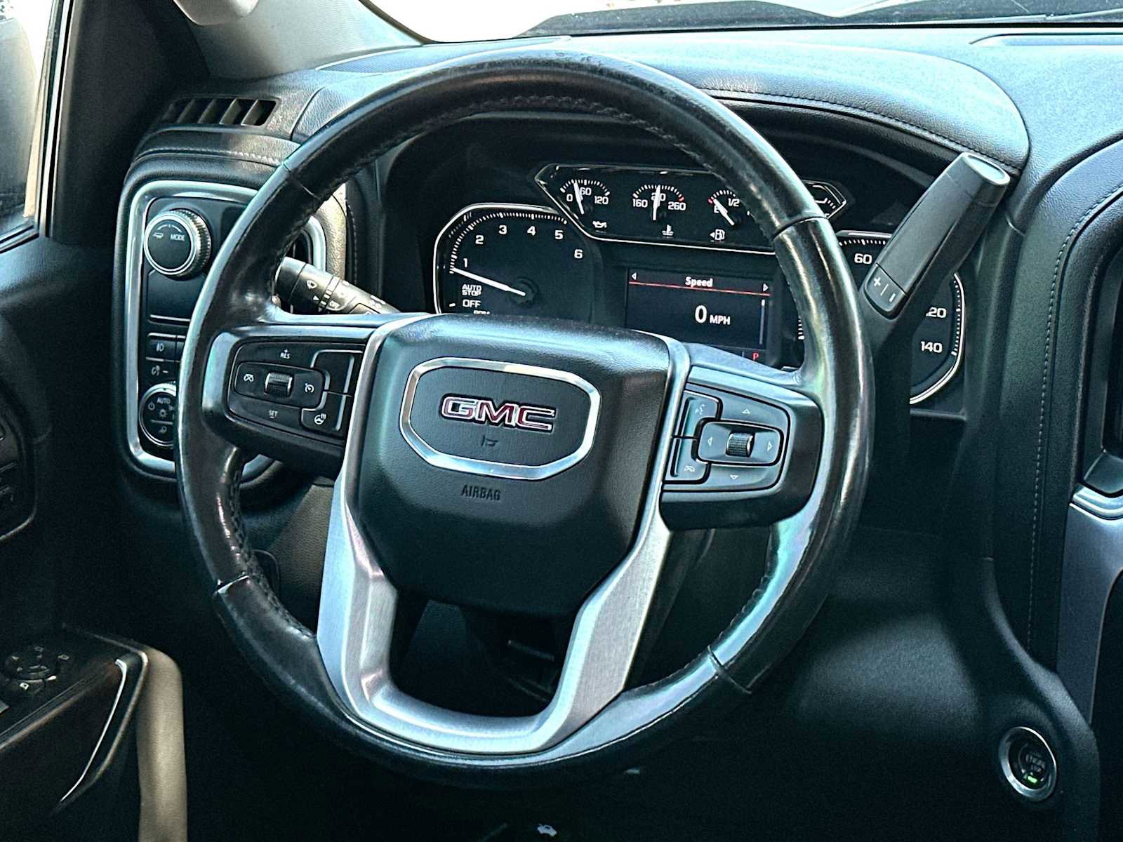 Used 2020 GMC Sierra 1500 SLT RWD image 27