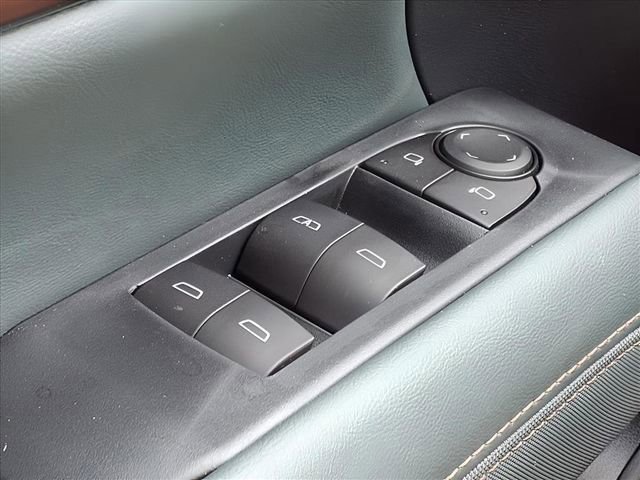 New 2026 GMC Terrain AT4 w/ Technology Package II AWD/4WD image 19