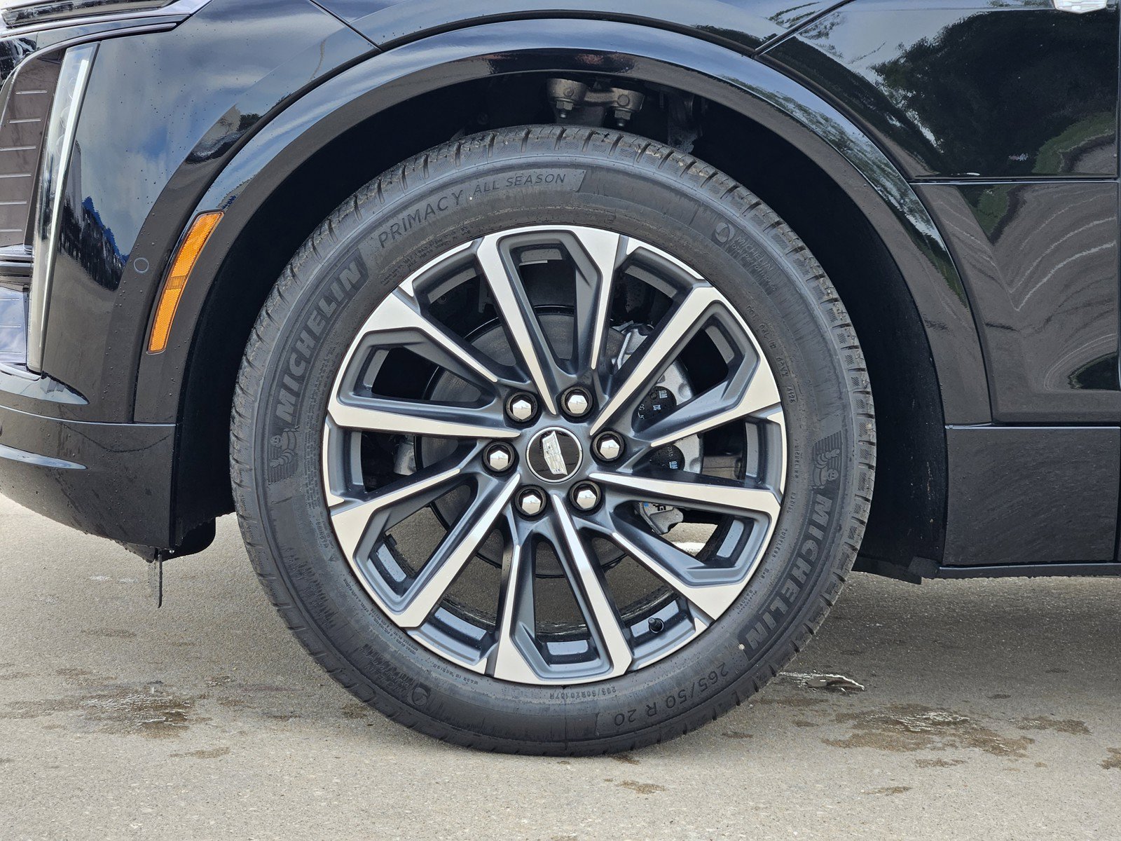 New 2026 Cadillac Lyriq Sport w/ LPO, Floor Liner Package RWD image 7