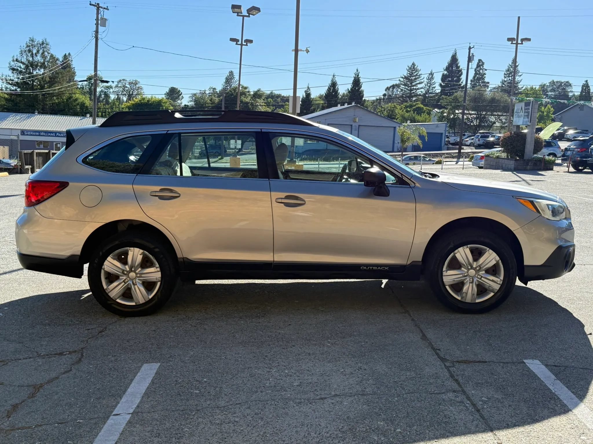 Used 2015 Subaru Outback 2.5i AWD/4WD image 8