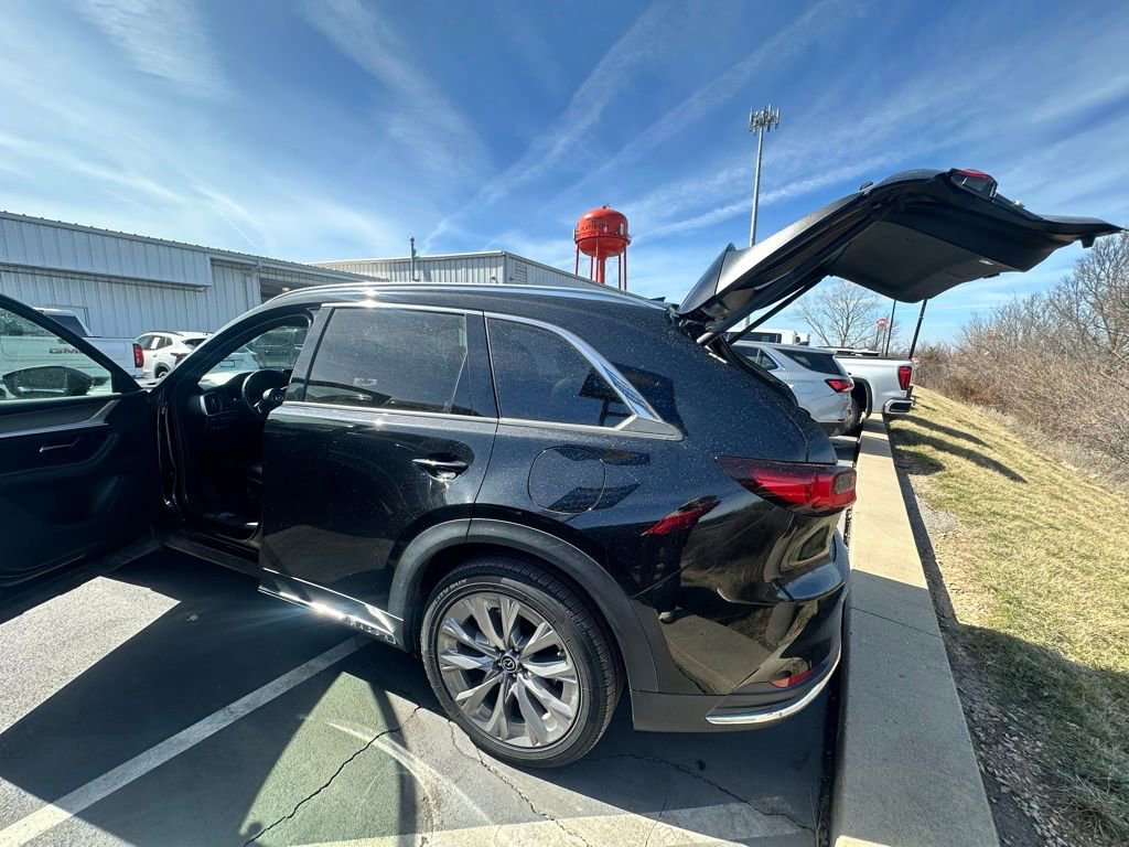Used 2025 MAZDA CX-90 3.3 Turbo w/ Premium Plus Pkg image 29