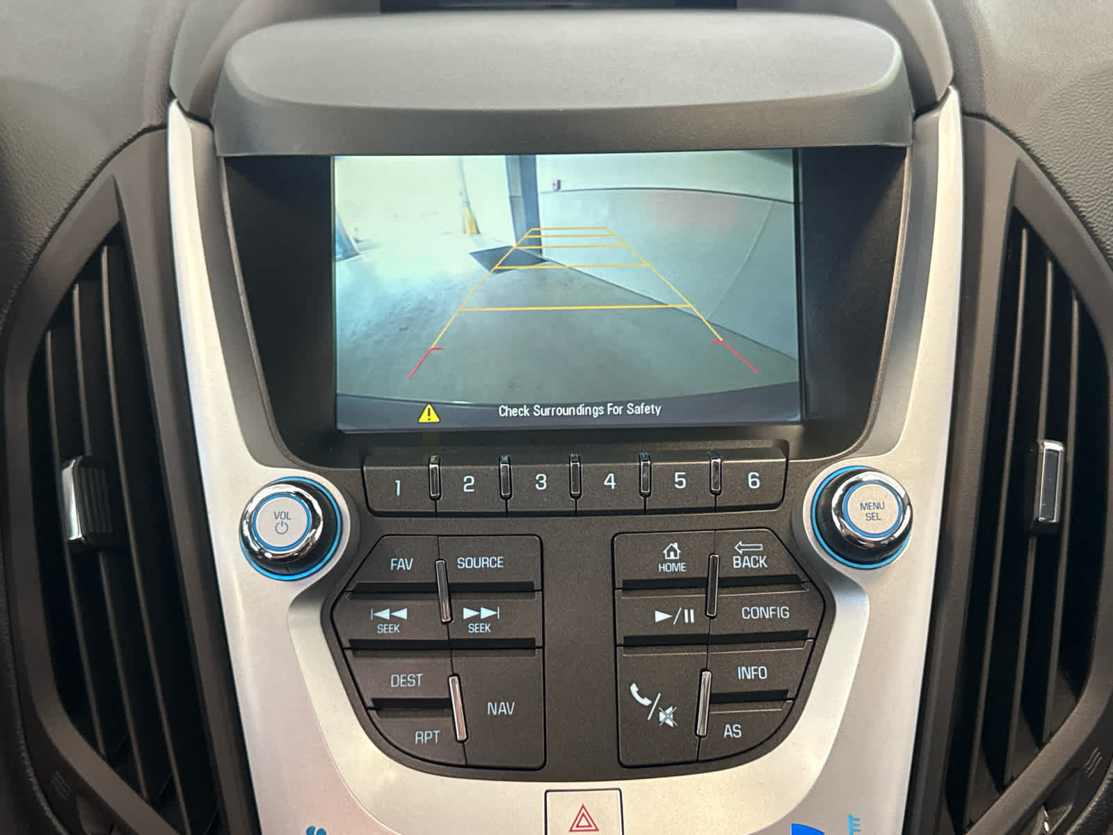 Used 2016 Chevrolet Equinox LTZ w/ Enhanced Convenience Package AWD/4WD image 17