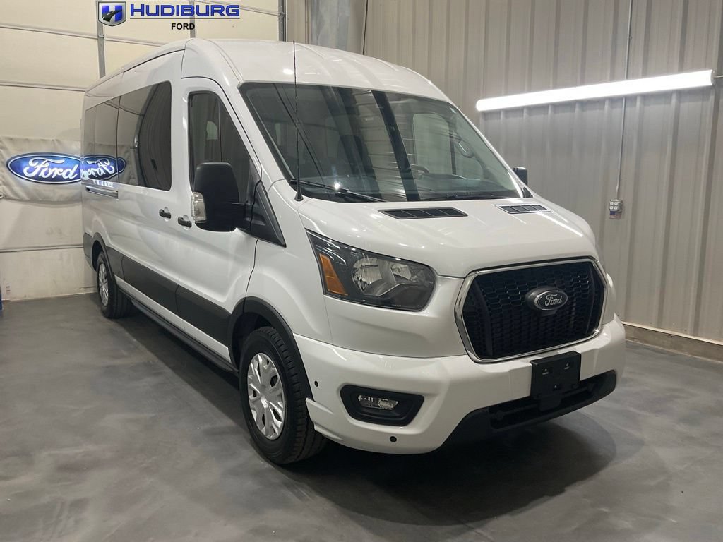 Used 2025 Ford Transit 350 XLT RWD image 1
