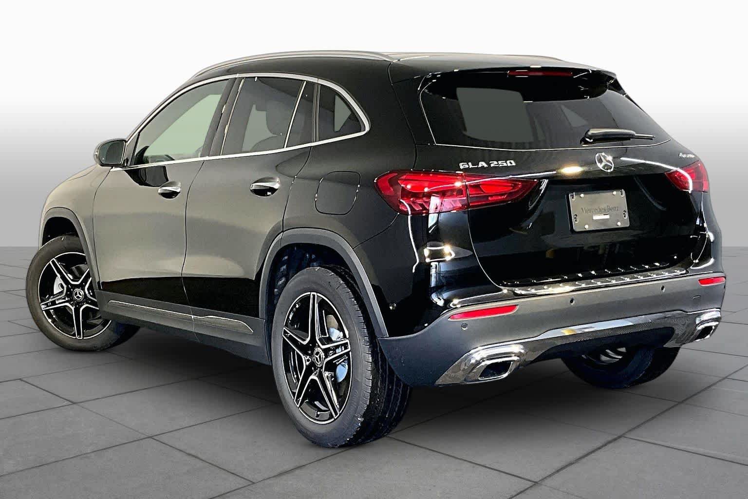 New 2026 Mercedes-Benz GLA 250 4MATIC image 3