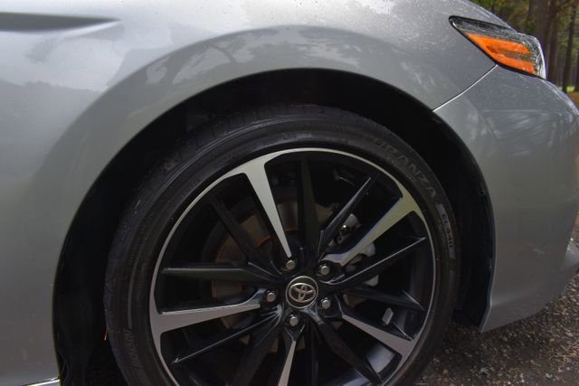 Used 2020 Toyota Camry XSE image 16
