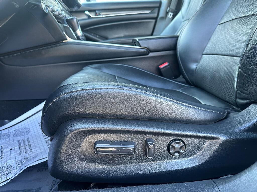 Used 2018 Honda Accord EX-L image 10
