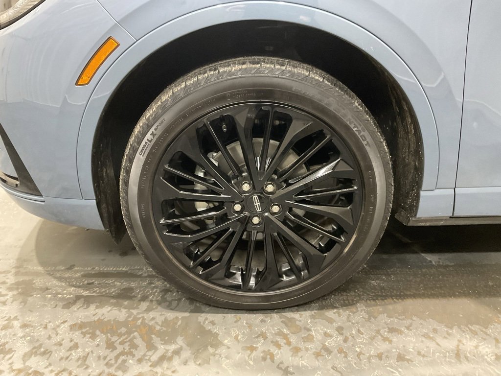 Used 2025 Lincoln Corsair FWD w/ Equipment Group 101A image 6