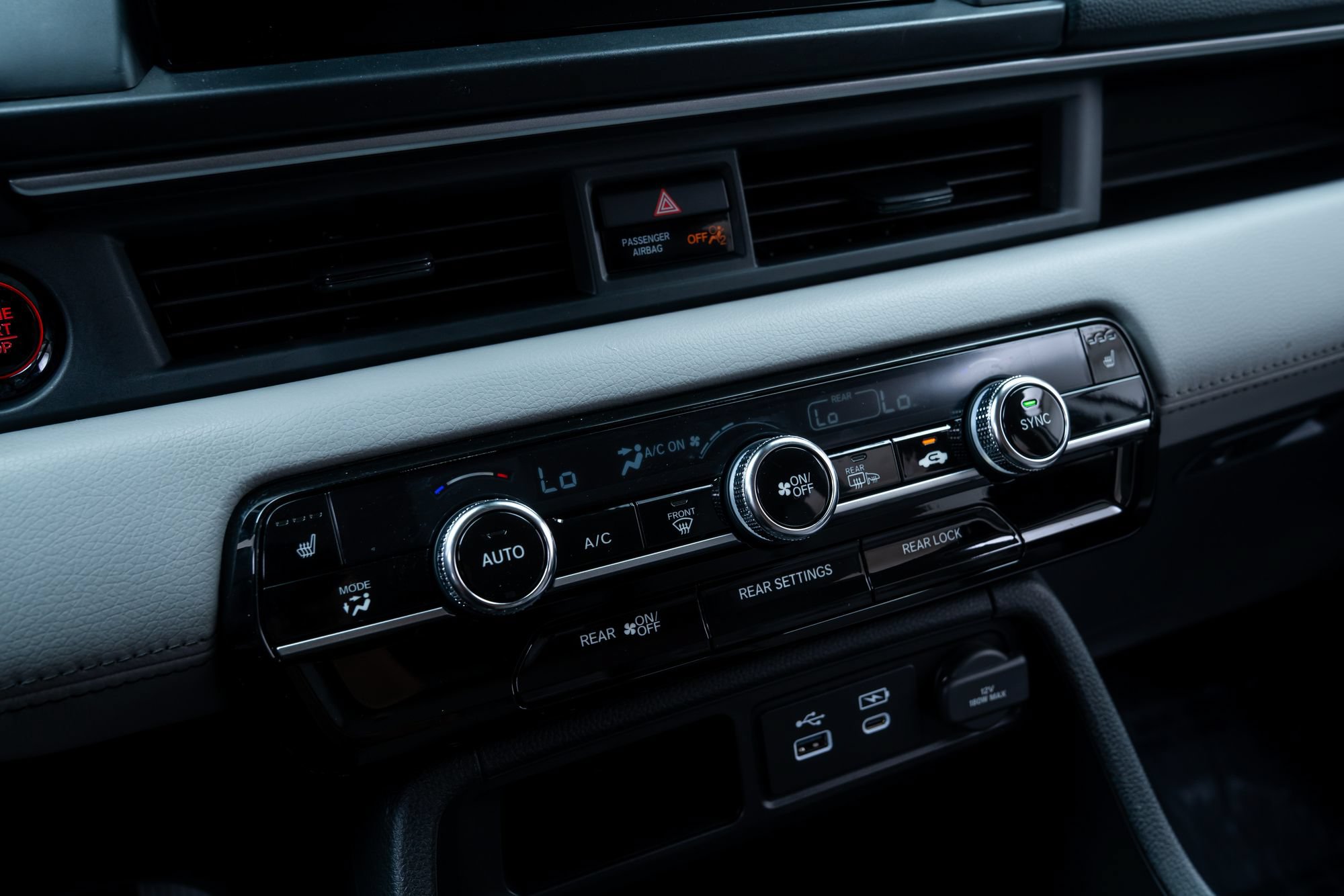 Used 2025 Honda Pilot EX-L image 17
