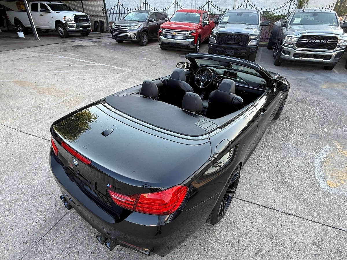Used 2015 BMW M4 Convertible RWD image 29