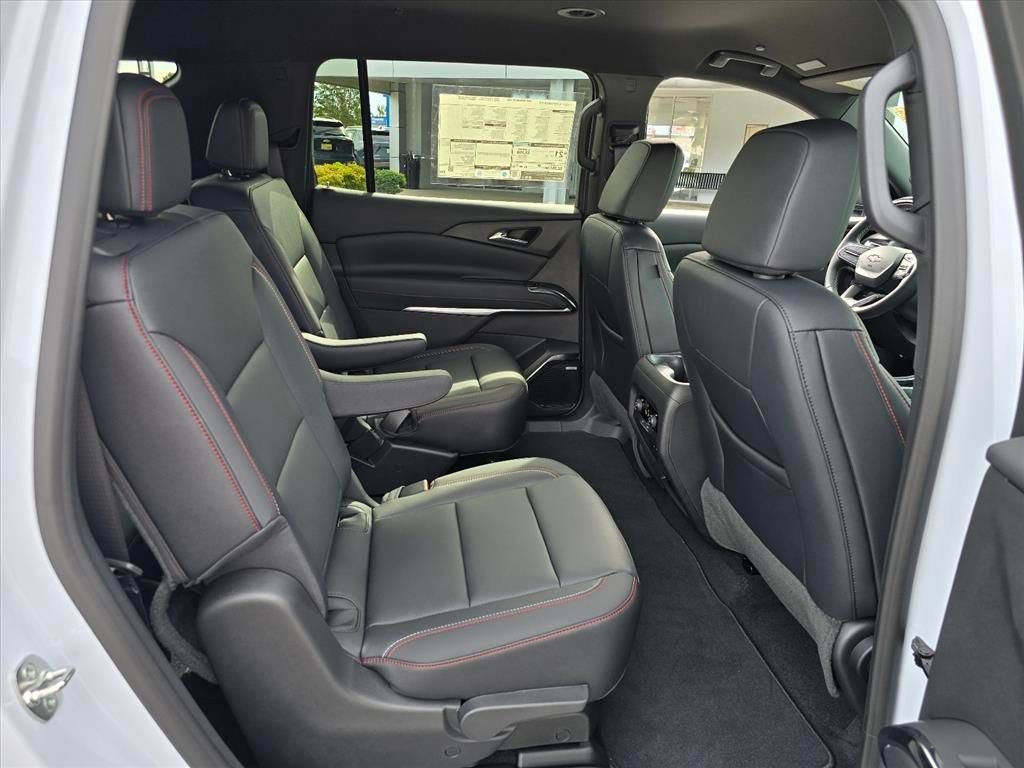 New 2026 Chevrolet Traverse Z71 w/ Enhanced Driving Package AWD/4WD image 12