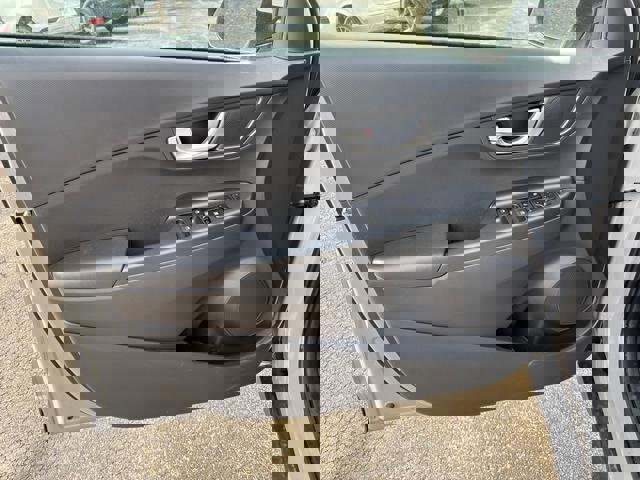 Used 2023 Hyundai Kona SEL w/ Convenience Package image 10