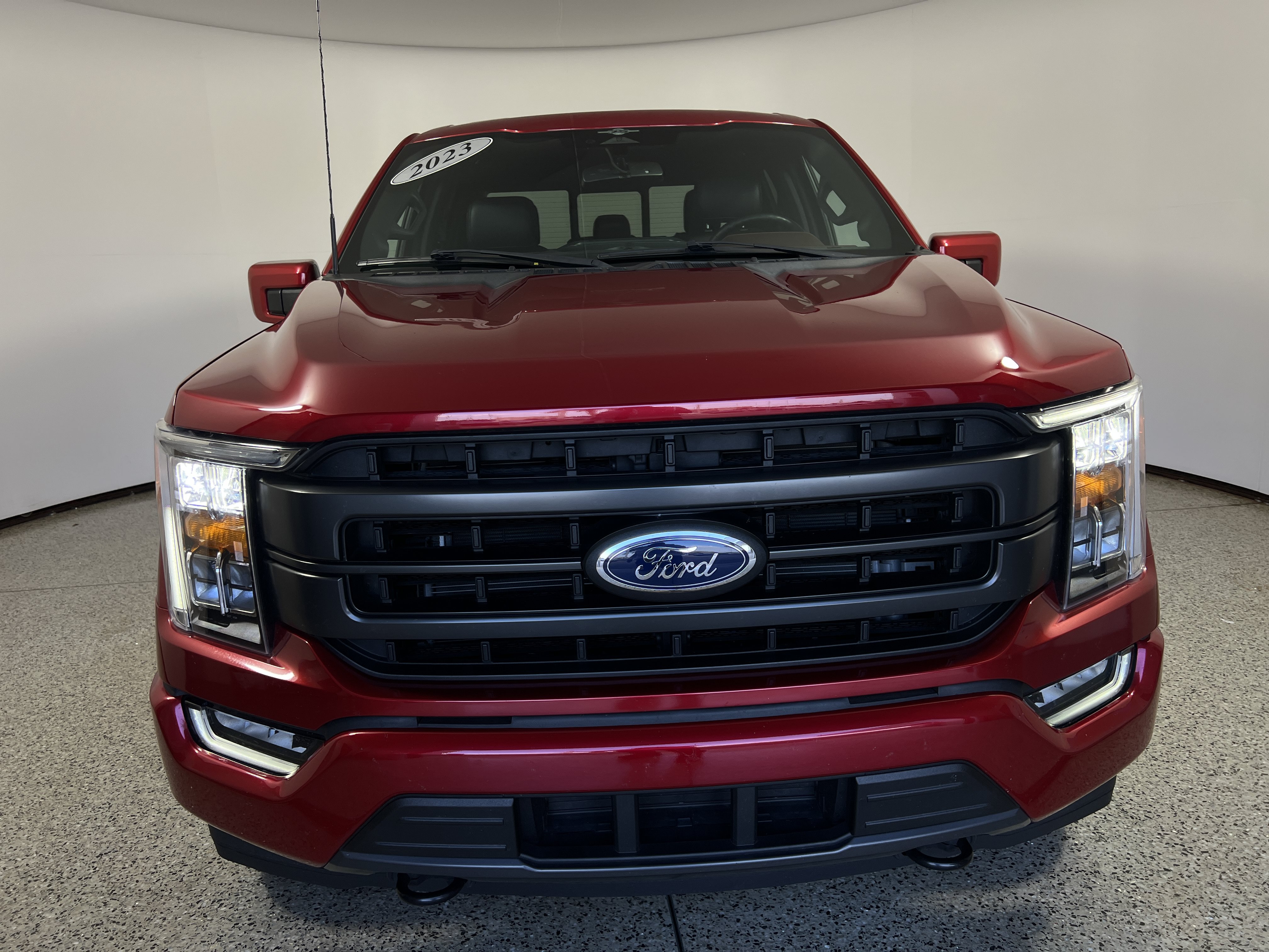 Used 2023 Ford F150 Lariat AWD/4WD image 2