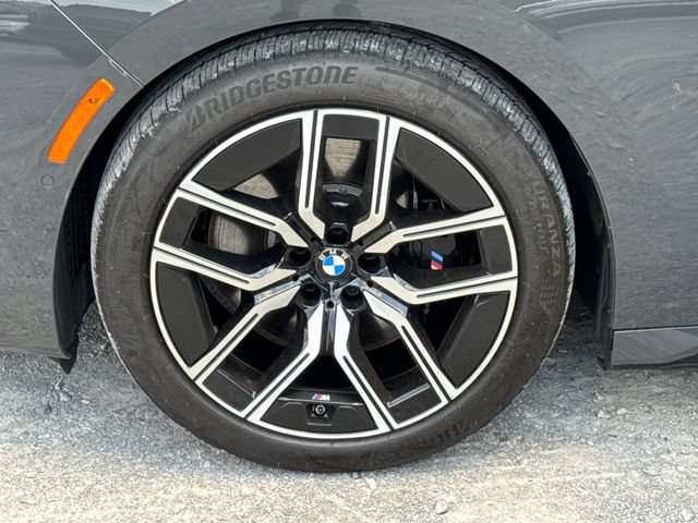 Used 2023 BMW 760i xDrive w/ Parking Assistance Package AWD/4WD image 25