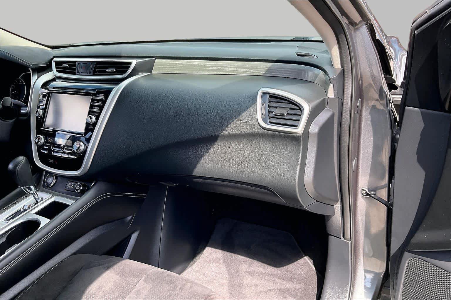 Used 2018 Nissan Murano S AWD/4WD image 17