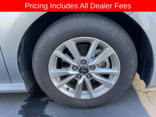 Used 2025 Toyota Camry LE FWD image 9