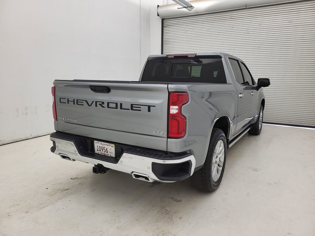 Used 2025 Chevrolet Silverado 1500 LTZ AWD/4WD image 23