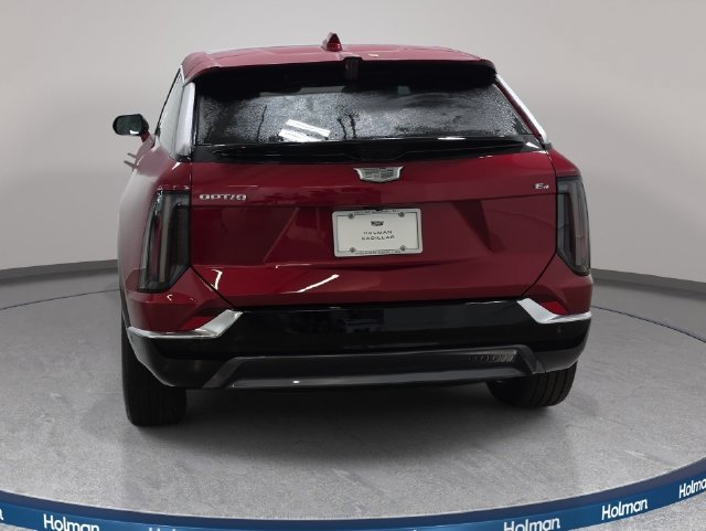 New 2027 Cadillac Optiq Luxury w/ LPO, Floor Liner Package AWD/4WD image 6
