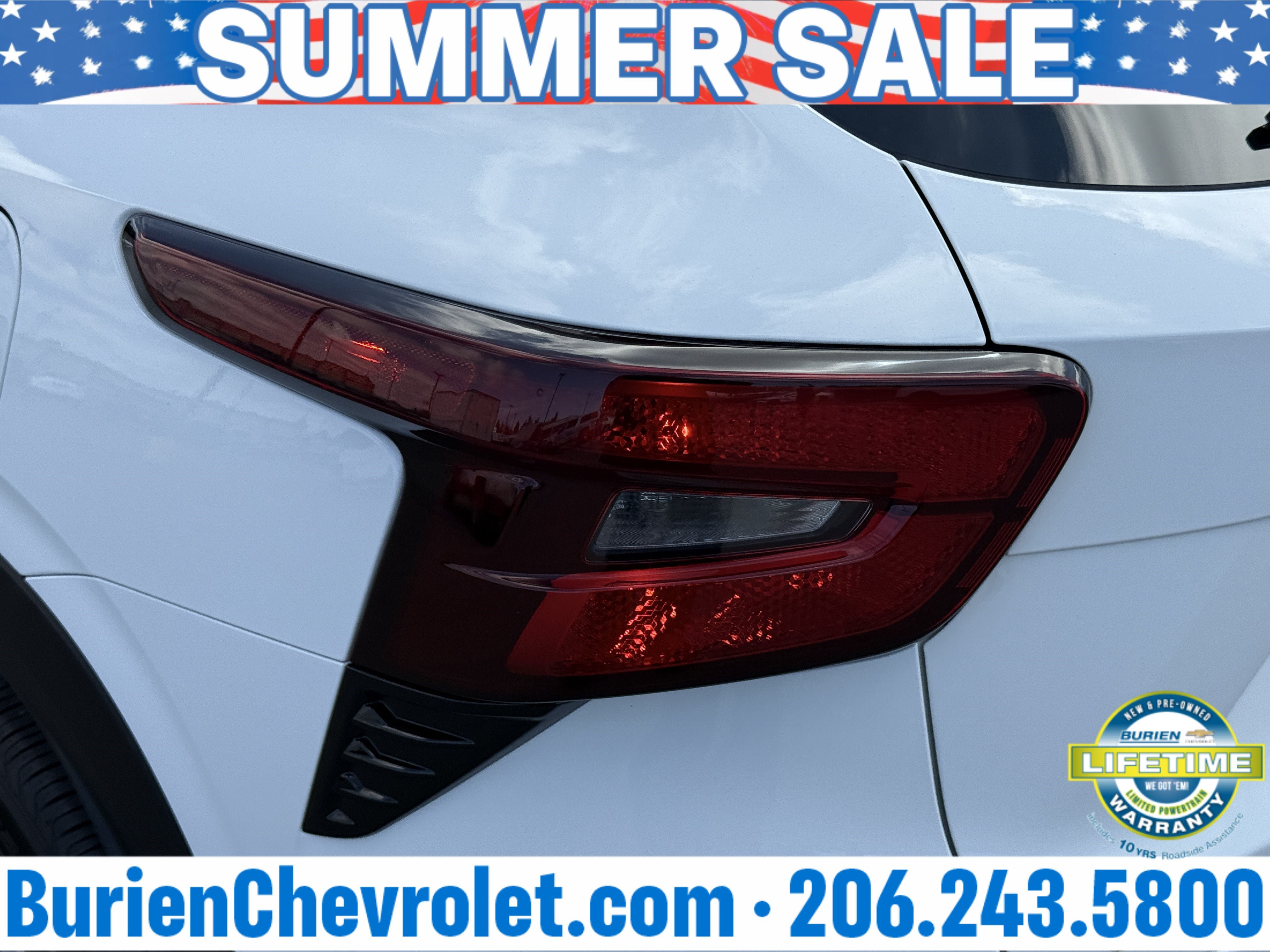 Used 2025 Chevrolet Trax LT FWD image 35