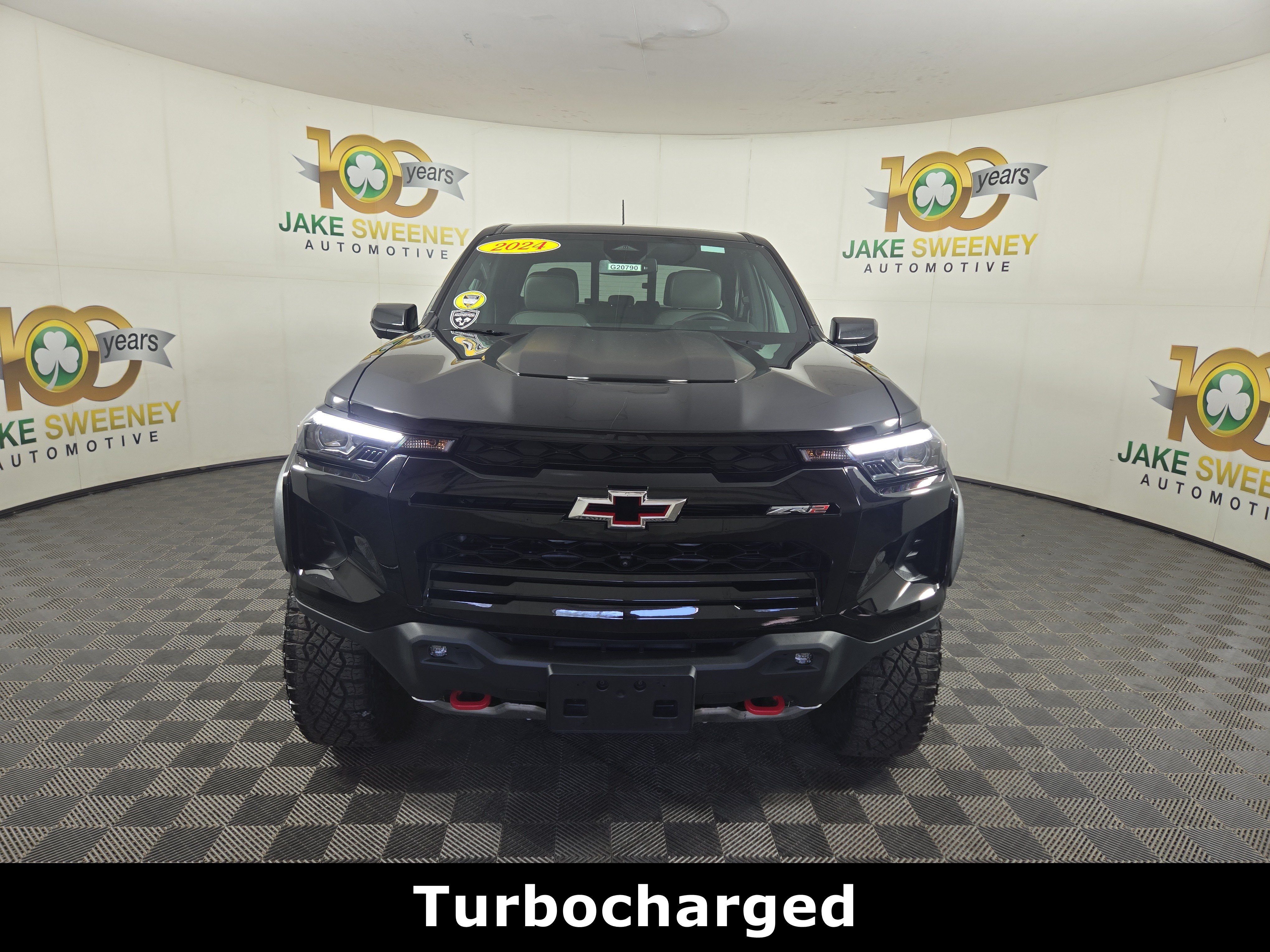 Certified 2024 Chevrolet Colorado ZR2 w/ ZR2 Convenience Package III AWD/4WD image 2